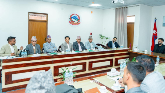 सुदूरपश्चिमको विकास र बजेट प्राथमिकताबारे प्रधानमन्त्रीसँग सांसदहरूको छलफल