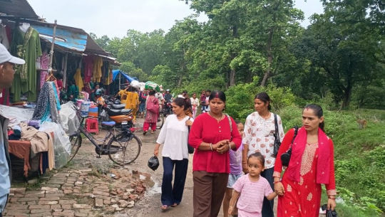 फेरि बनगाउँबाट बढ्दो किनमेलले नेपाली बजार सुनसान, भन्सार नियम कार्यान्वयन फितलो