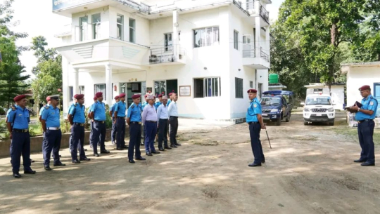 SSP Bista Inspects Police Offices and Border Points in Kanchanpur, Issues Security Directives