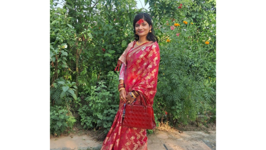 धनगढी ५ तारानगरकी हरित्ततारा पनेरु पाठकले गरीन् कपडा सहयोग