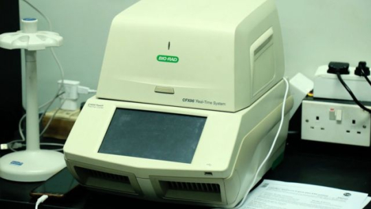 अछामको पीसीआर प्रयोगशाला सञ्चालनका लागि १० लाख सहयोग