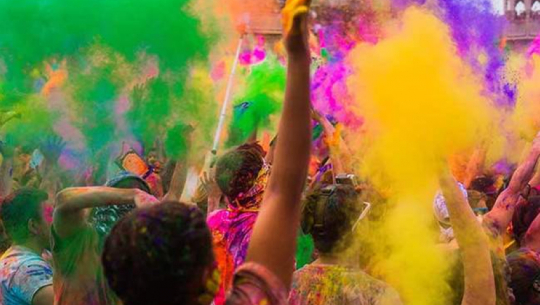 डोटीमा होली देउडा प्रतियोगिता