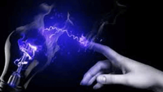 बैतडीमा विद्युतीय धरापमा परेर महिलाको मृत्यु