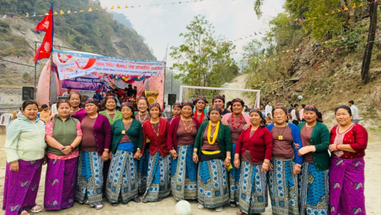 आमाहरुको फुटबल प्रतियोगिता