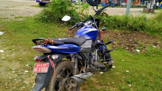 कैलालीमा जीपको ठक्करबाट २ जना घाईते