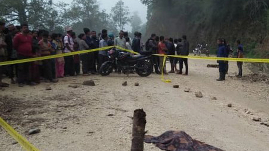 अछाममा ट्रकको ठक्करबाट बालिकाको मृत्यु