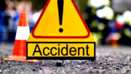 बाजुरामा जीपको ठक्करबाट बृद्धा गम्भीर