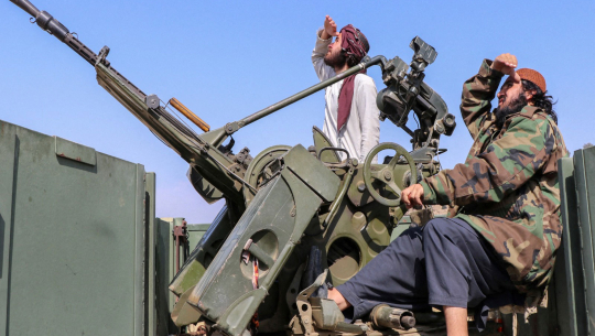 काबुलमा पाक–अफगान हवाई झडप, विस्फोट र गोलीबारी