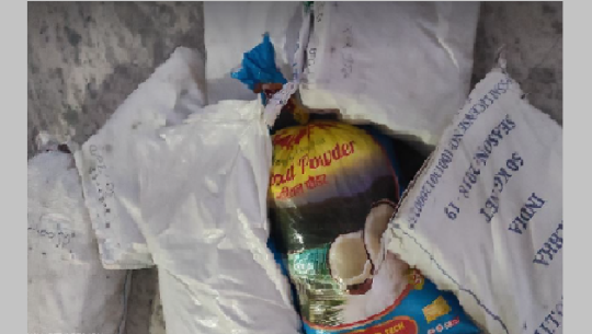 कञ्चनपुरमा भन्सार छलीका अवैध सामान बरामद 