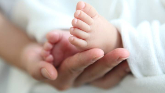 सुदूरपश्चिममा कोरोना संक्रमित महिलाले आइसोलेसनमै जन्माईन् शिशु