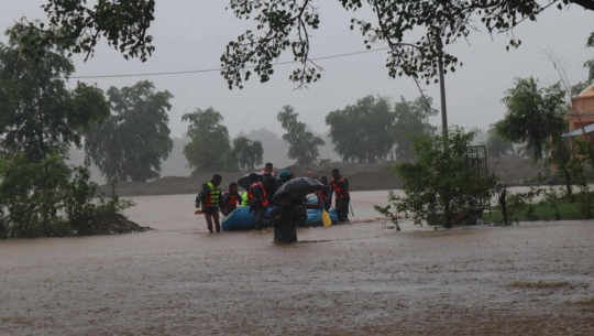 बैतडीमा ६० परिवारलाई सुरक्षित स्थानमा सारियो  