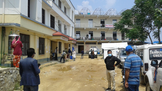 बैतडी अस्पतालमा कोरोनाका बिरामी शून्य