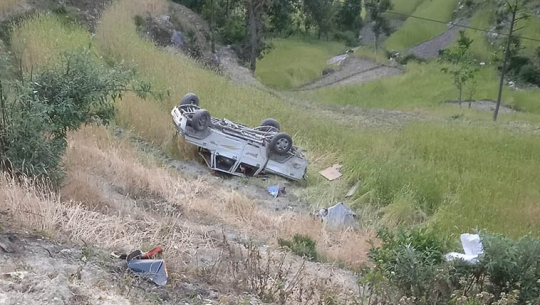 बझाङमा कांग्रेस जिल्ला सभापति सवार जीप दुर्घटना, एक जनाको मृत्यु