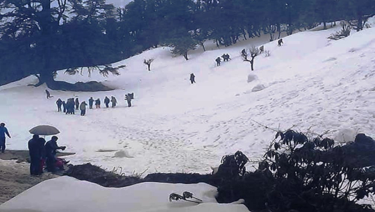 बाजुरामा वर्षासँगै पुनः हिमपात
