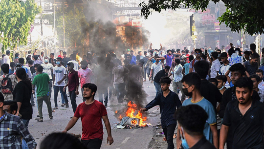 बंगलादेश सरकारले गर्‍यो राष्ट्रव्यापी कर्फ्यू घोषणा