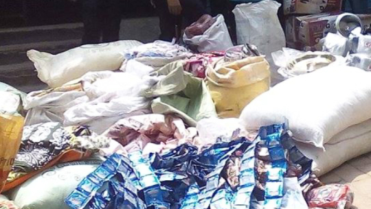 धनगढी र भजनीबाट भन्सार छलीका युरिया मल लगायतका सामान नियन्त्रणमा