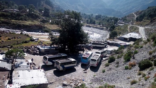 बझाङ बसपार्कमा होटलबाटै चरेशको कारोबार, एक जना पक्राउ 