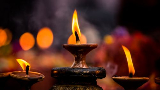 सुदूरपश्चिममा बत्ती बाल्ने महिना सुरु