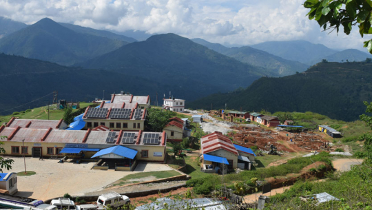 बयालपाटा अस्पतालमा कार्यरत स्वास्थ्यकर्मीमा कोरोना देखिएपछि आकस्मिक बाहेकका सेवा बन्द