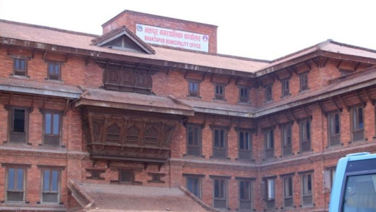 Bhaktapur municipality urges hospitals to set up isolation wards