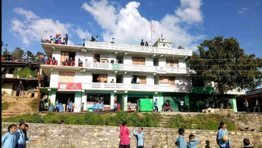 बझाङको बित्थडचिरमा कार्यरत करार कर्मचारीलाई काममा नआउन आदेश