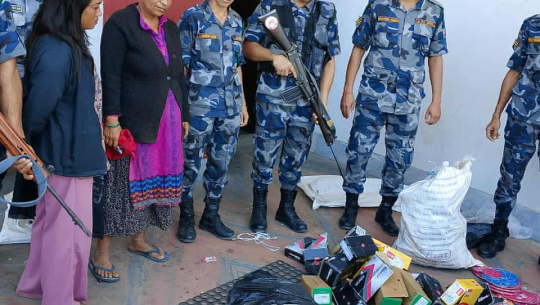 सीमामा पटक–पटक तस्करी गर्ने धनगढीका २ महिला सशस्त्रको फन्दामा