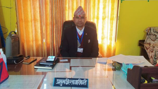 दार्चुलाका सिडिओले बिरामी बोक्न गाडी दिने