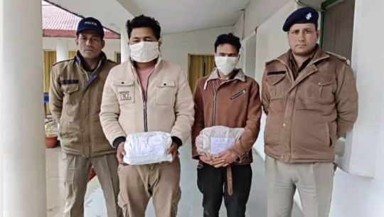 चरेससहित भारतमा दुई नेपाली पक्राउ 