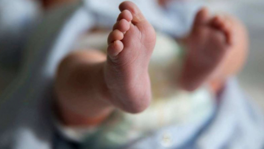 A four-day-old baby tests positive for Coronavirus in Far-West