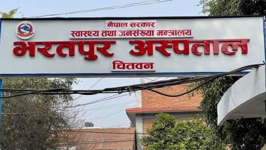 अत्यधिक गर्मीले अस्पतालमा बिरामीको चाप