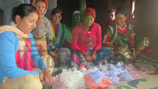 १५ बर्षमा विवाह गरेकी सदिक्षाले तिन वटा छोरी जन्माईन् 