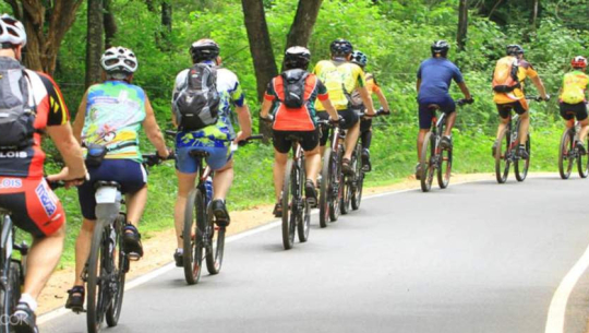 पर्यटन प्रवर्द्धनका लागि सुदूरपश्चिममा साइकल यात्रा