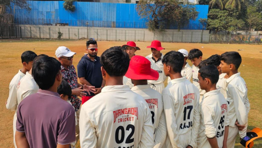 डीसीएकाे टाेलीलाई मुम्बईमा 'जगत गुरु'को प्रशिक्षण 