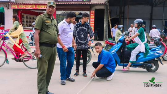 ‘सुन्दर’ धनगढी निर्माणका लागि नगरबासीले मुख्य सडकका निजी संरचना आफैं हटाउने 