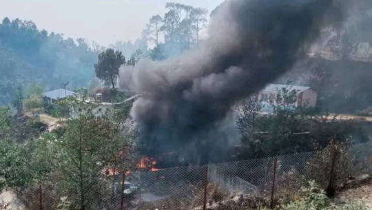 डडेल्धुराको नवदुर्गा गाउँपालिकाको स्वास्थ्य शाखामा आगलागी