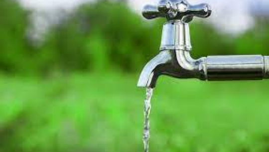 बाजुराका ४ दुुर्गम गाउँमा एक घर एक धारा