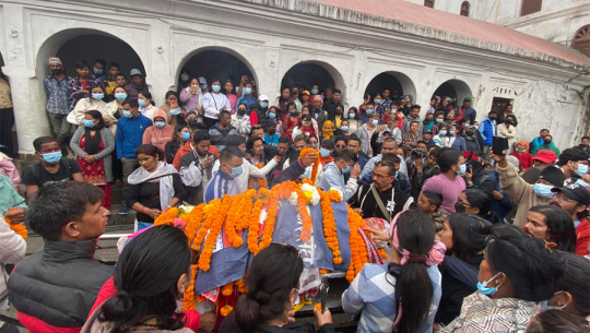 अभिनेत्री दिपाशाको पशुपति आर्यघाटमा अन्त्येष्टी
