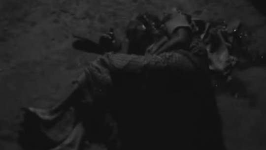 कञ्चनपुरमा आमाको हत्यापछि फरार रहेका छोरा भाग्दै गरेको अवस्थामा पक्राउ