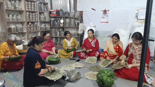 दुनाटपरी उद्योगले खोल्यो तानसेनका महिलालाई आम्दानीको बाटो