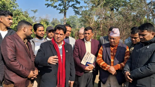 महाकाली नदी बैतडीको जुलाघाट र डडेल्धुराको शिर्षमा पक्कीपुल बन्ने