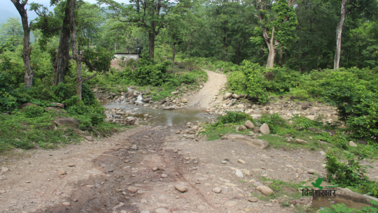 धनगढी–दीपायल द्रुतमार्गअन्तर्गत २६ किलोमिटर स्तरवृद्धिको काम अलपत्र