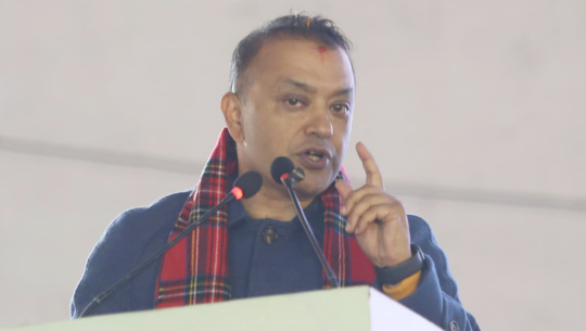  गगन थापाले गरे समसामायिक राजनीतिक प्रस्ताव पेस