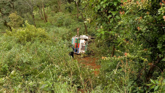 बैतडीमा जीप दुर्घटना, १२ जना घाइते ३ को अवस्था गम्भीर 