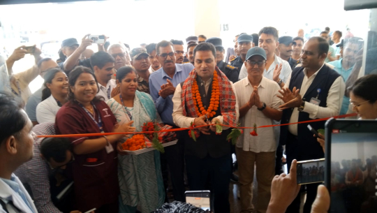 वाचा ३ सय शय्याको, मन्त्री पौडेलले सुटुक्क उद्घाटन गरे १० शय्याको आकस्मिक कक्ष