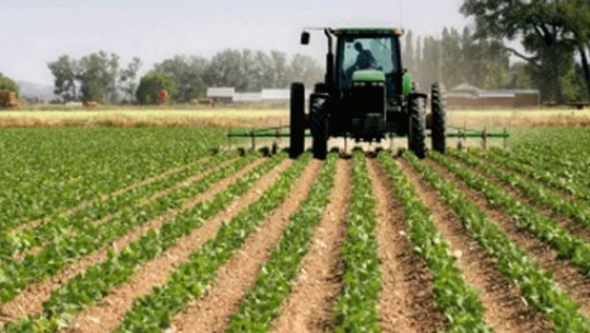 आधुनिक प्रविधितर्फ कृषकहरु आकर्षित