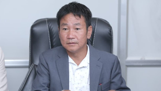 हर्क साम्पाङलाई 'श्रम पिता' घोषणा, सार्वजनिक कार्यक्रममा फोटो अनिवार्य राख्न उर्दी