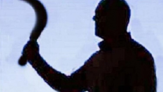 कैलालीमा ४ वर्षीय नातीमाथि बाजेले गरे हँसिया प्रहार