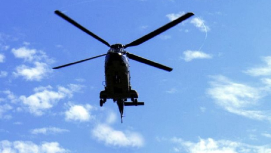 बाजुरामा भीरबाट लडेर घाइते भएकी बालिकाको हेलिकप्टरमार्फत उद्धार