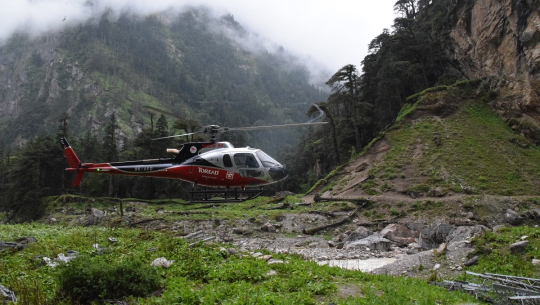 कैलाश मानसरोवर तिर्थ यात्रामा जाने इमल्द्धार झोलुङ्गे पुलको काम अन्तिम चरणमा