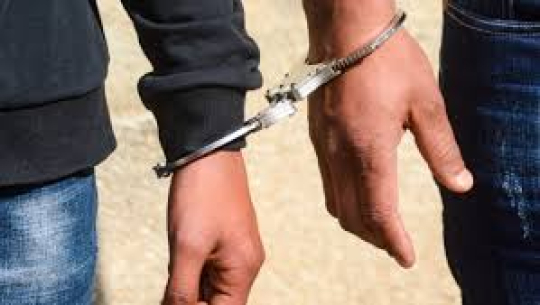 कञ्चनपुरमा खैरो हेरोइनसहित २ जना पक्राउ 